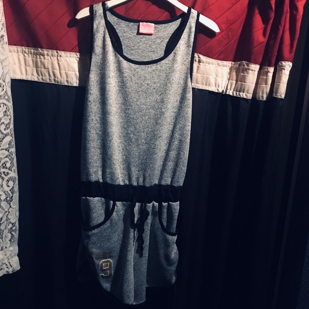 Jumper - Picture 3 of 5